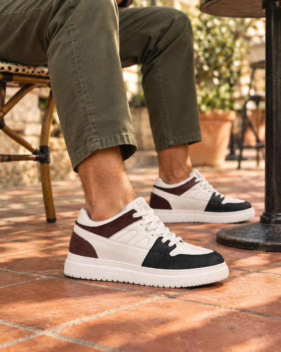 Siena worn on foot